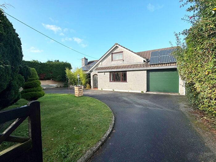 3 Bedroom Bungalow For Sale In Church Road, Mount Hawke, Truro, TR4
