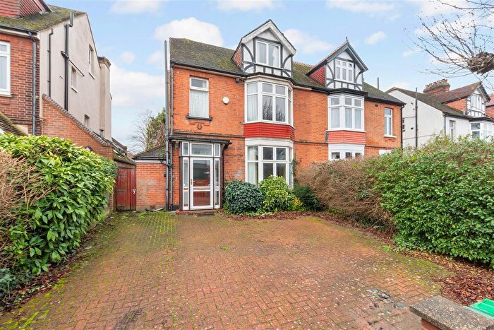 5 Bedroom Semi Detached House For Sale In Hayes Road, Bromley, BR2