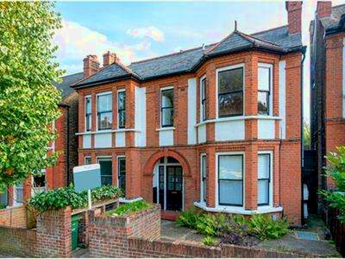 1 Bedroom Flat To Rent In Thornlaw Road, West Norwood, SE27