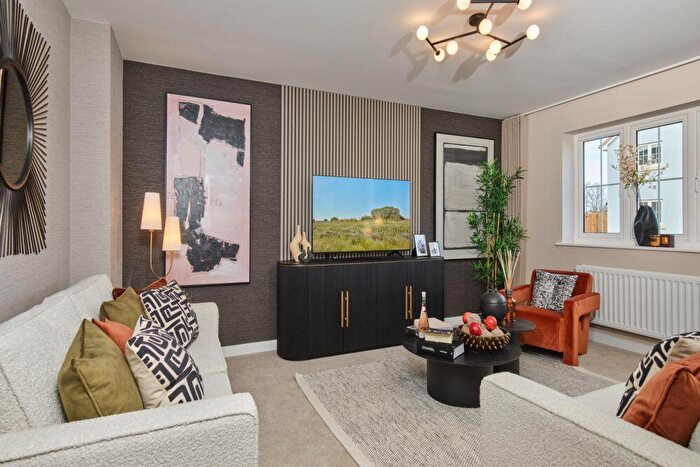 3 Bedroom House For Sale In Henley Road, Ipswich, Suffolk, IP1