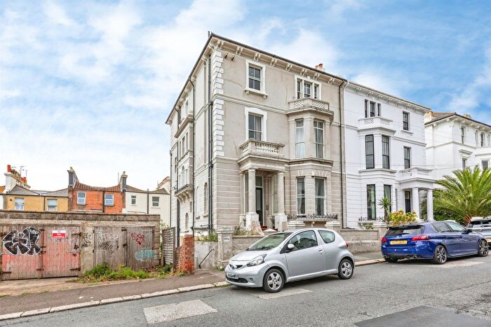 2 Bedroom Flat For Sale In Church Road, St. Leonards-On-Sea, TN37