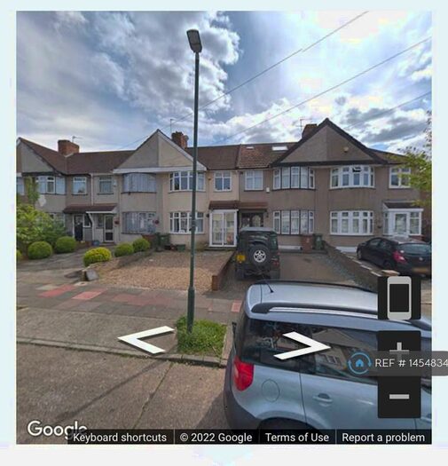 3 Bedroom Terraced House To Rent In Pinewood Avenue, Sidcup, DA15