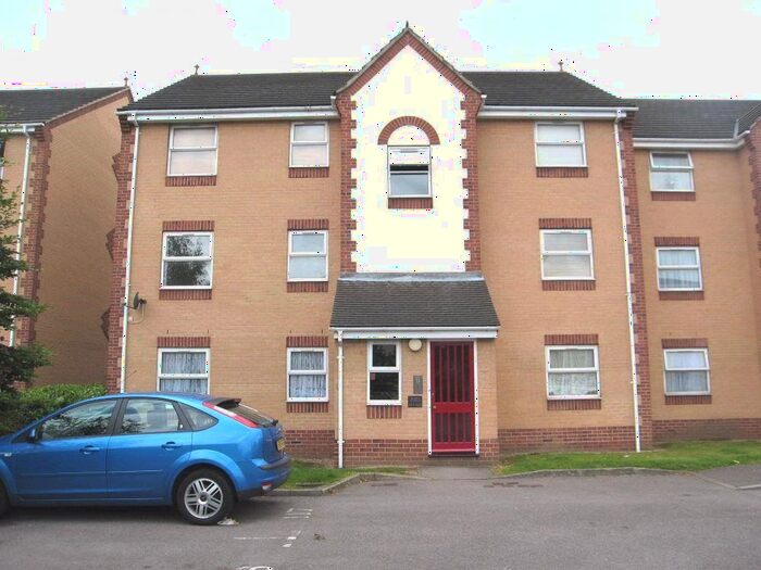 1 Bedroom Flat To Rent In Burns Avenue, Chadwell Heath, Romford, Essex, RM6