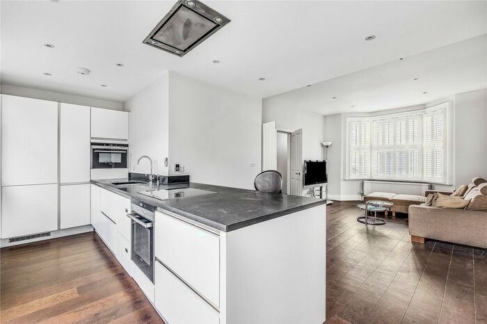 4 Bedroom End Of Terrace House To Rent In Bendemeer Road, London, SW15