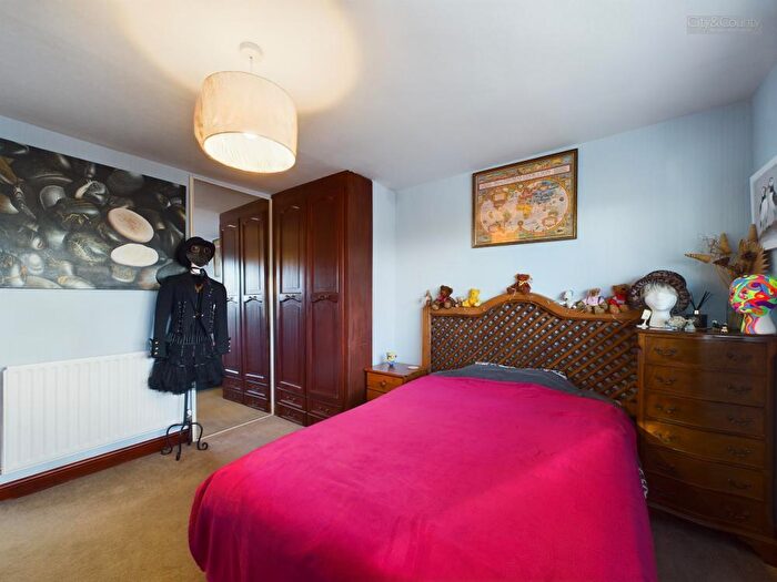 3 Bedroom Semi-Detached House For Sale In Woburn Drive, Thorney, Peterborough, PE6