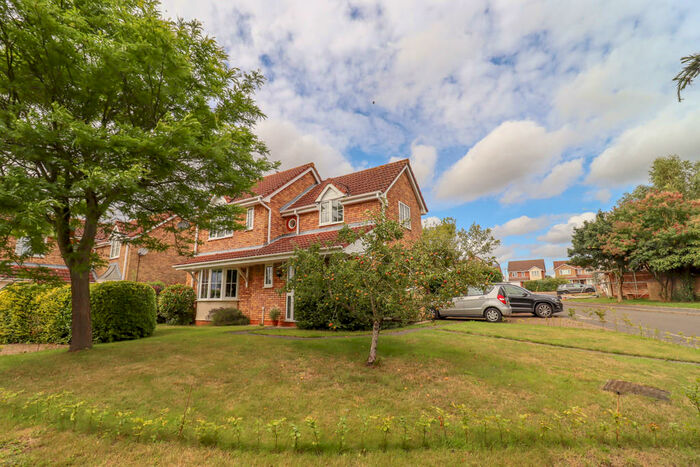 4 Bedroom Detached House For Sale In Taylors Field, Dullingham, CB8