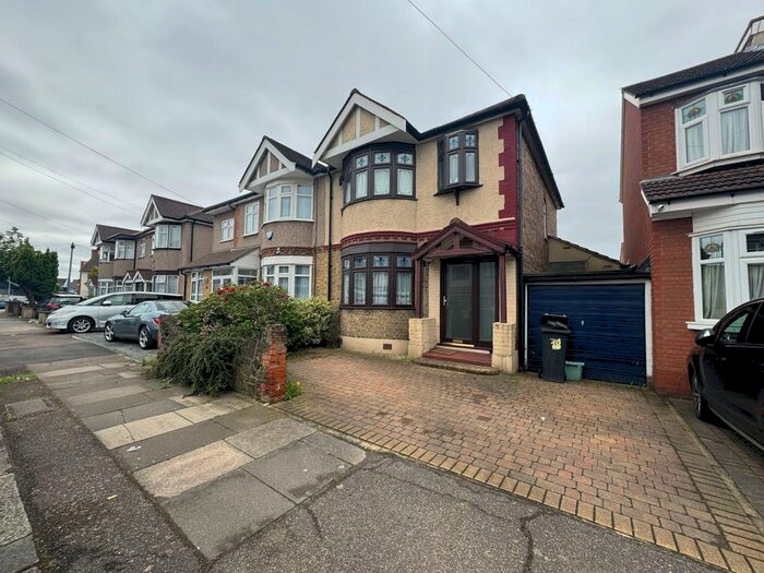 3 Bedroom Semi-Detached House To Rent In Mayesford Road, Chadwell Heath, Romford, RM6