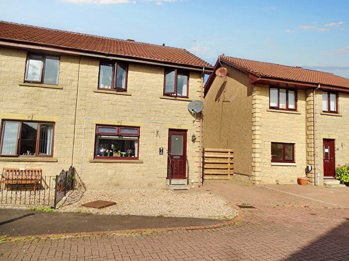3 Bedroom Semi-Detached House For Sale In Carpenters Wynd, Alloa, FK10
