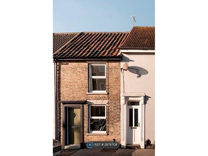 1 Bedroom Terraced House To Rent In Park Road, Lowestoft, NR32