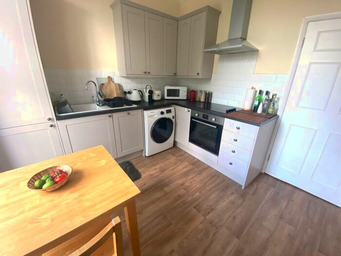 2 Bedroom Flat To Rent In Barons Hall, Fakenham., NR21