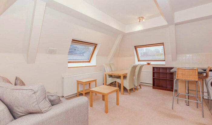 1 Bedroom Apartment To Rent In New Inn Hall Street, Oxford, OX1