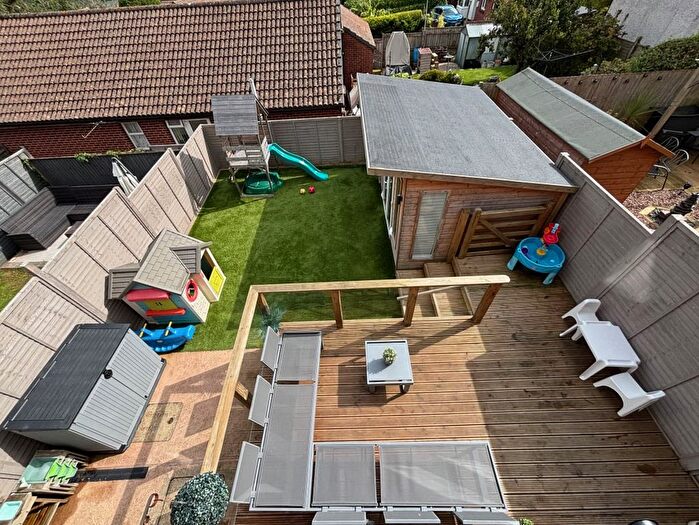 3 Bedroom Semi-detached House For Sale In Haytor Avenue, Paignton, TQ4