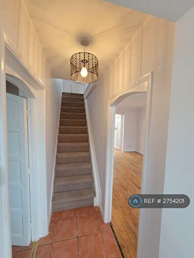 3 Bedroom Semi Detached House To Rent In Parkside Avenue, Bexleyheath, DA7