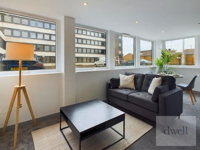 1 Bedroom Flat To Rent In Green Lane, Yeadon, Leeds, LS19