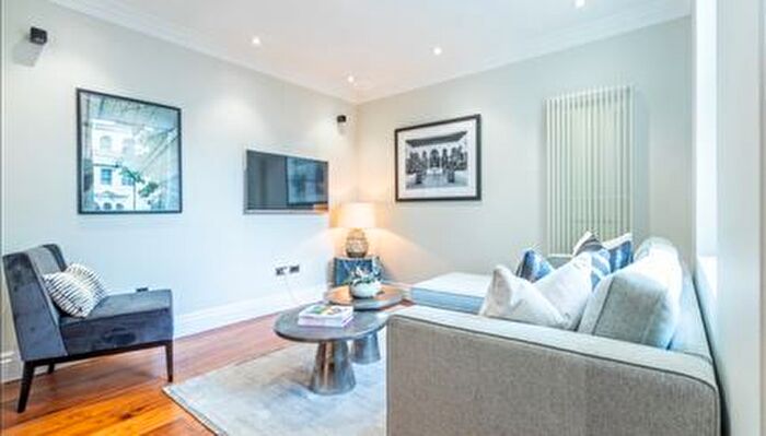 1 Bedroom Flat To Rent In Garden House, Kensington Gardens Square, W2