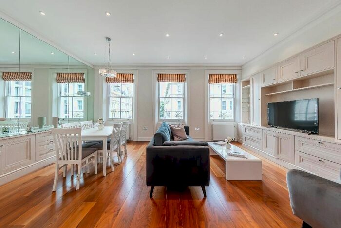 2 Bedroom Flat To Rent In Prince Of Wales Terrace, Kensington, W8