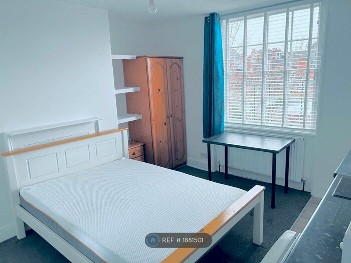 Studio To Rent In Southampton Street, Reading, RG1