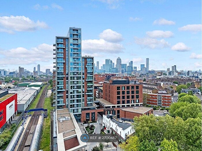 2 Bedroom Flat To Rent In Corsican Square, London, E3