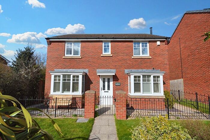 4 Bedroom Detached House For Sale In Castle Drive, Seahouses, NE68