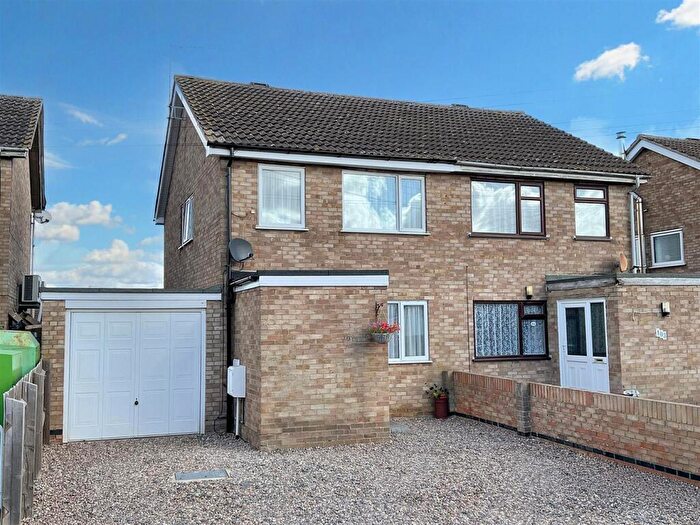 3 Bedroom Semi-Detached House For Sale In Arkwright Road, Irchester, Wellingborough, NN29