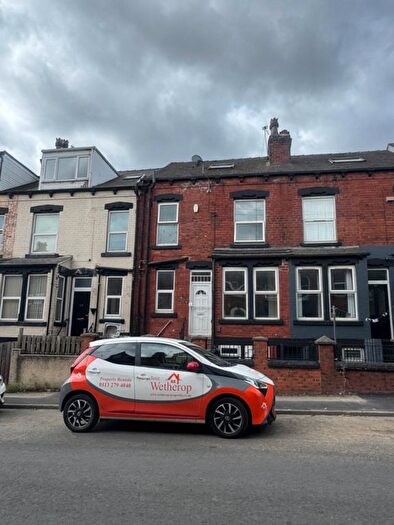 2 Bedroom Terraced House To Rent In Gilpin Terrace, Leeds, LS12