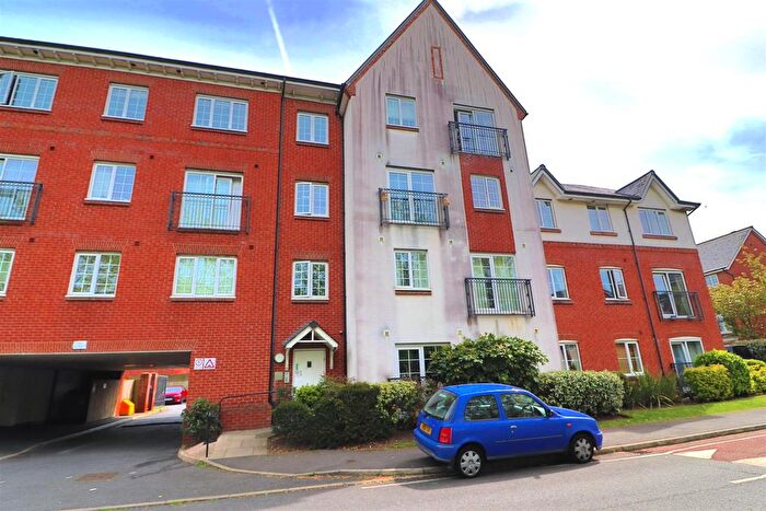 1 Bedroom Flat To Rent In Monks Place, Warrington, WA2