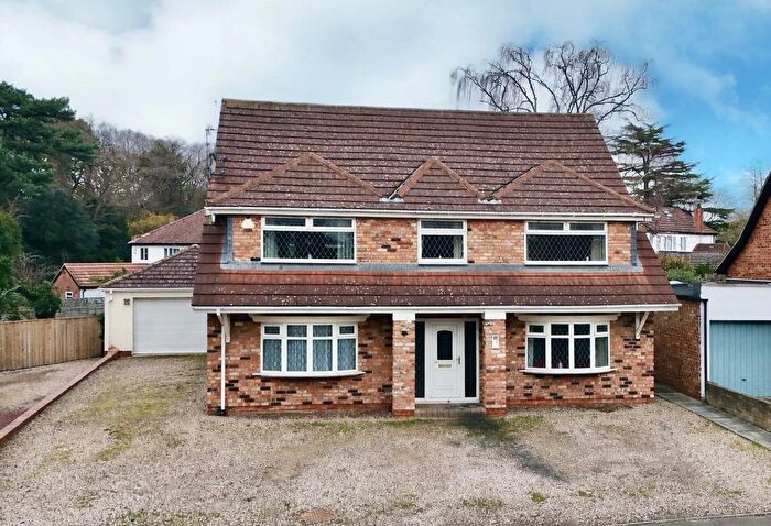 7 Bedroom Detached House For Sale In The Village, Marton-In-Cleveland, Middlesbrough, TS7