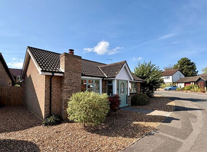 2 Bedroom Detached Bungalow For Sale In Damson Dell, Little Billing, Northampton, NN3