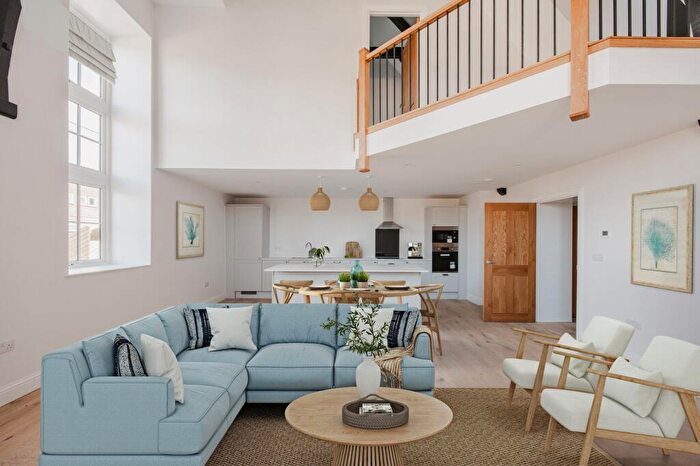 1 Bedroom Apartment For Sale In Chain-Free And Modern Apartment In An Historic Hunstanton Building, PE36