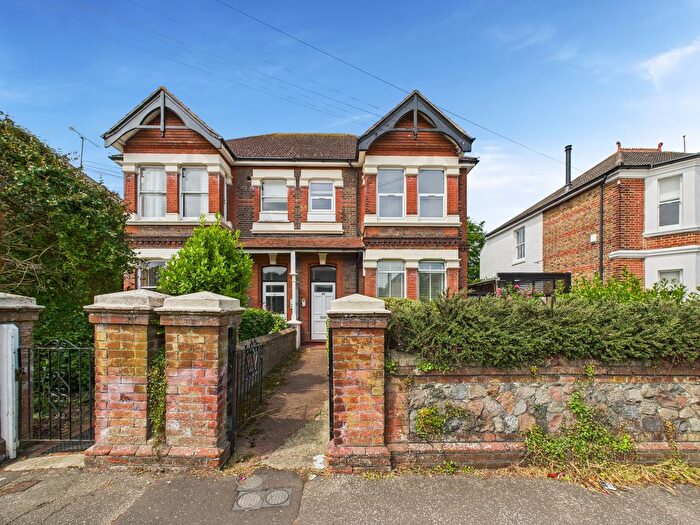 1 Bedroom Flat To Rent In Belsize Road, Worthing, BN11