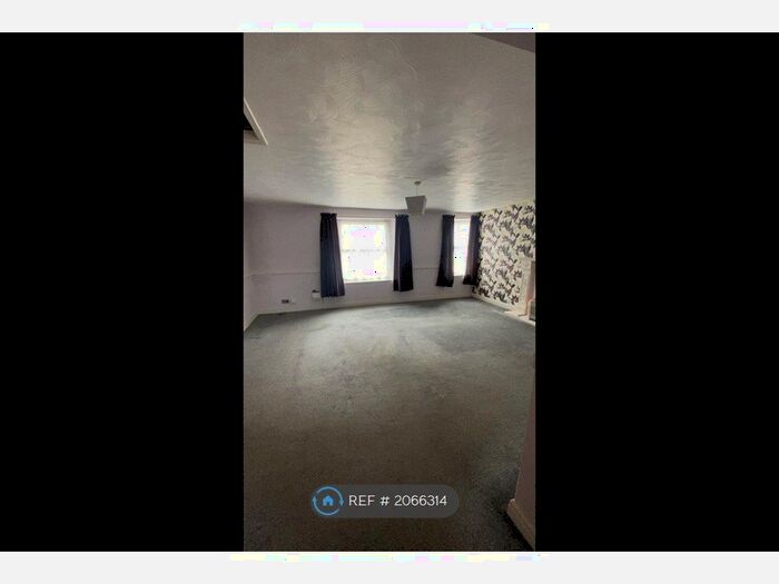 2 Bedroom Flat To Rent In St. Augustines Gate, Hedon, Hull, HU12