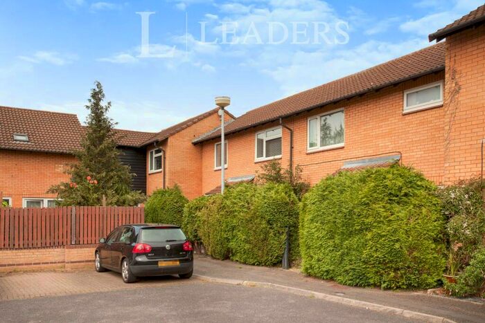 3 Bedroom Terraced House To Rent In Kaldor Court, CB4