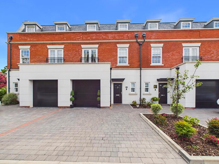 4 Bedroom Mews For Sale In Regency Mews, North Road, Stevenage, Hertfordshire, SG1