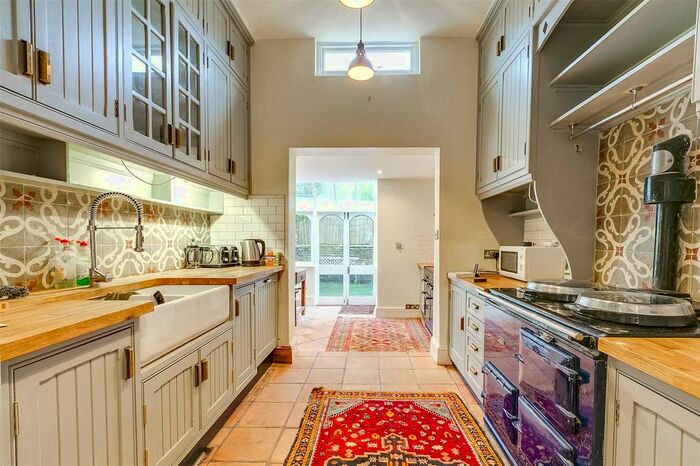 4 Bedroom Property To Rent In Upham Park Road, Chiswick, W4