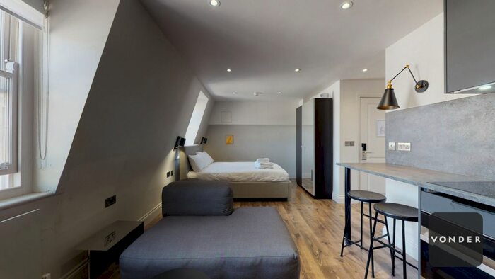 Studio To Rent In Inverness Terrace, London, W2