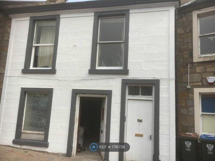 2 Bedroom Flat To Rent In High Street, Kinross, KY13