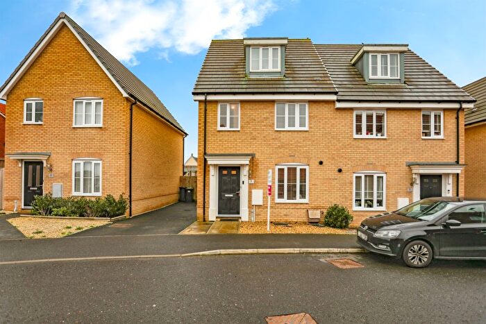 3 Bedroom Semi Detached House For Sale In Keyes Close, Stowmarket, IP14