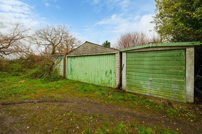 3 Bedroom Detached Bungalow For Sale In Agester Lane, Denton, Canterbury, CT4