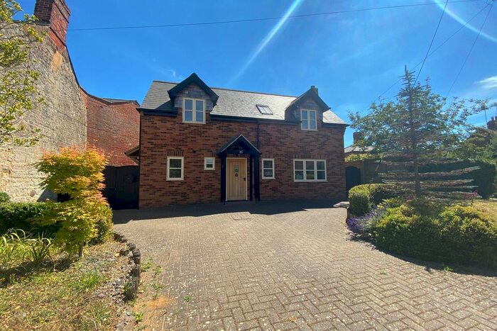 2 Bedroom Detached House To Rent In Main Street, Chackmore, Bucks, MK18