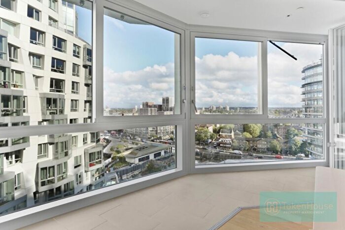 2 Bedroom Apartment To Rent In Prospect Way, London, SW11