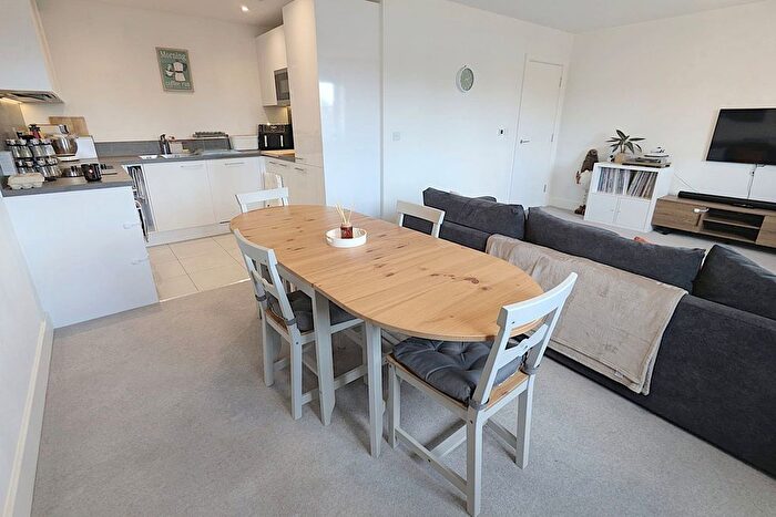 2 Bedroom Flat For Sale In Apartment, Austin Court, Mill Street, Diglis, Worcester., WR1