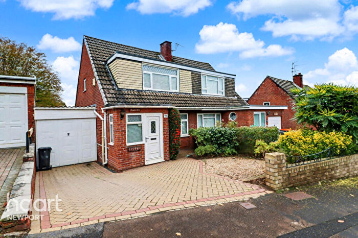 3 Bedroom Semi-Detached House For Sale In Rowan Way, Newport, NP20