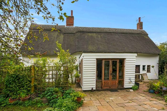 3 Bedroom Cottage For Sale In The Street, Rumburgh, IP19