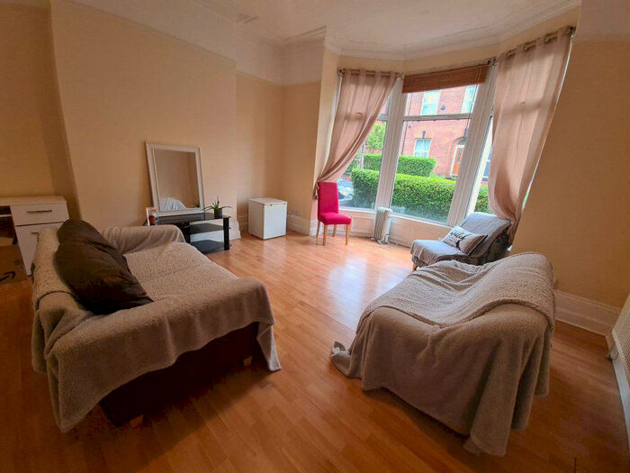 1 Bedroom Flat To Rent In Wesley Road, Leeds, LS12