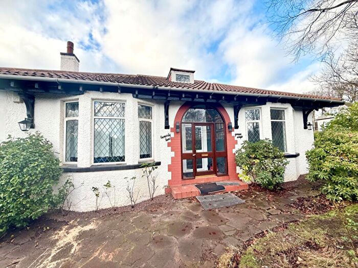 3 Bedroom House To Rent In Third Gardens, Dumbreck, G41