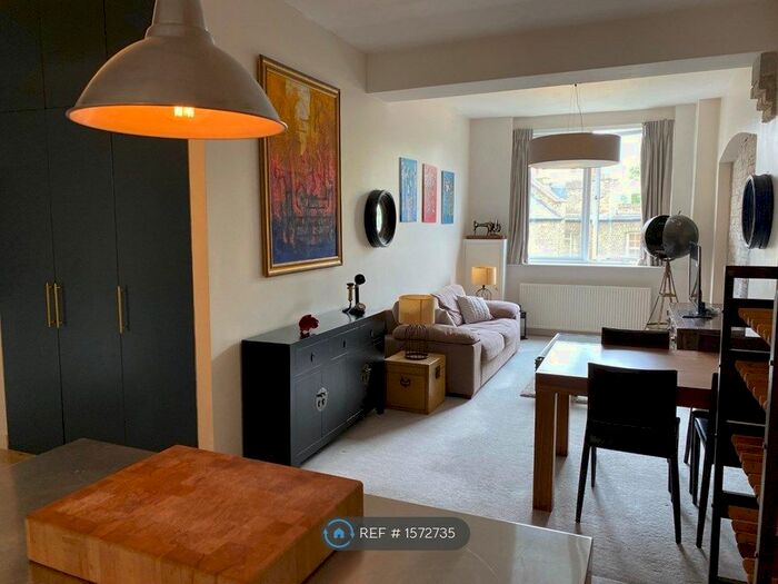 1 Bedroom Flat To Rent In Cornwall Court, London, SE11