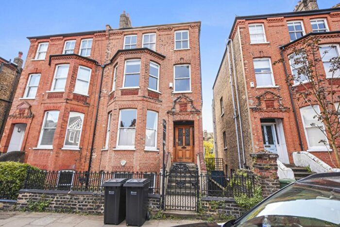 4 Bedroom Apartment To Rent In Croftdown Road, Dartmouth Park, NW5