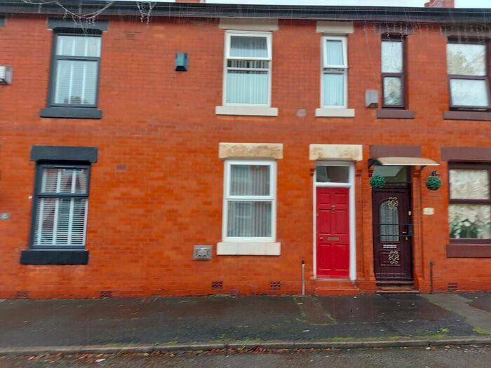 2 Bedroom Terraced House To Rent In Kenwyn Street, Manchester, M40