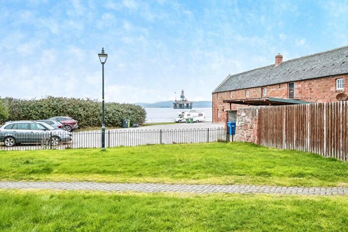 4 Bedroom Terraced House For Sale In Marine Terrace, Cromarty, IV11