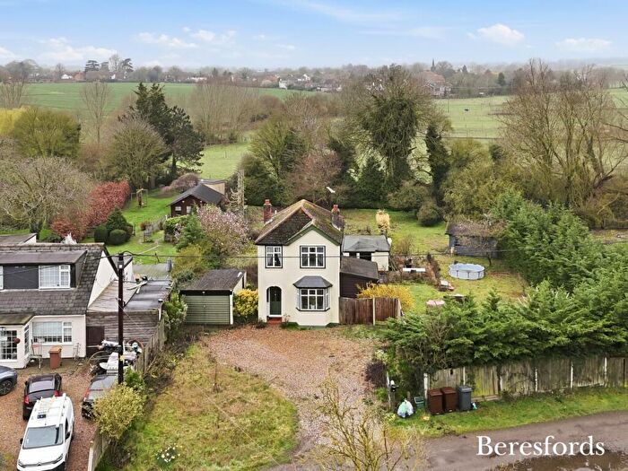 3 Bedroom Detached House For Sale In Boyton Cross, Roxwell, CM1